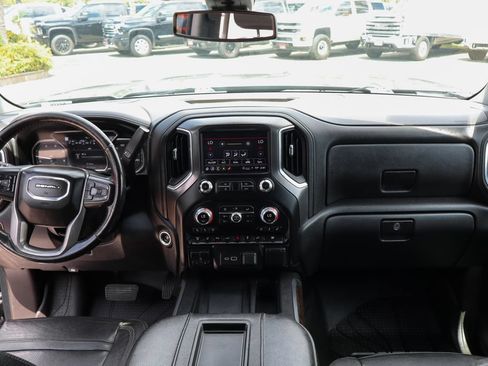 Used 2022 GMC Sierra 3500 Denali AWD/4WD image 30