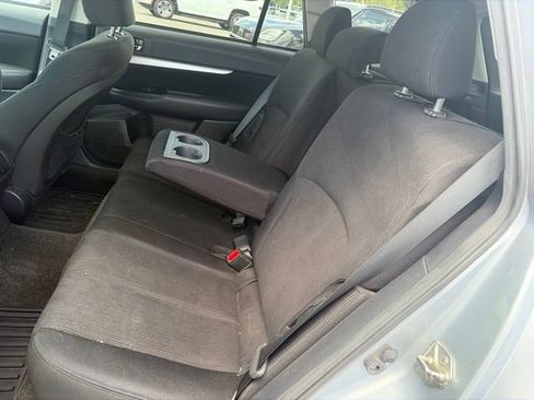 Used 2013 Subaru Outback 2.5i Premium AWD/4WD image 22