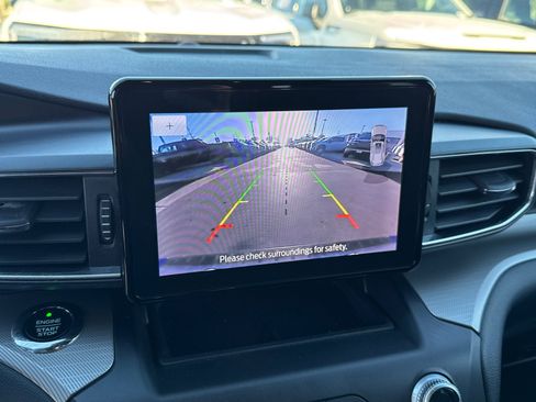 Used 2020 Ford Explorer XLT w/ Equipment Group 202A image 37