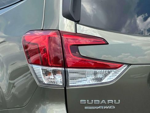 Used 2023 Subaru Forester Premium AWD/4WD image 8
