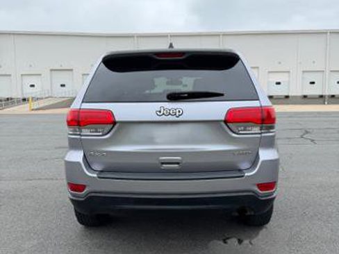 Used 2014 Jeep Grand Cherokee Laredo w/ Security & Convenience Group AWD/4WD image 5