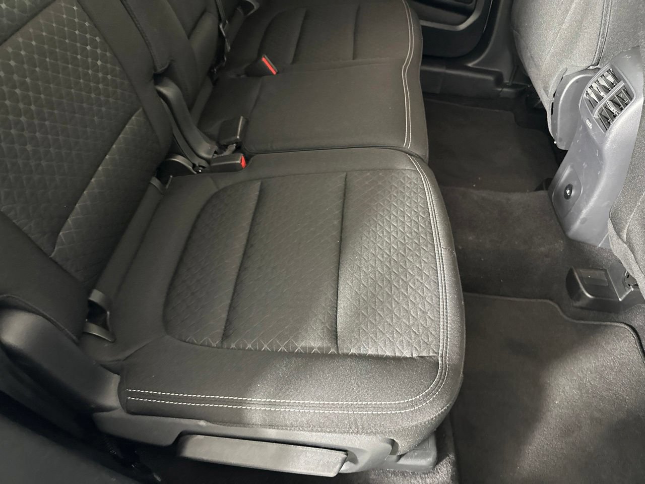 Used 2025 Ford Escape Active AWD/4WD image 30