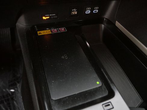 Certified 2025 Toyota Camry LE image 33