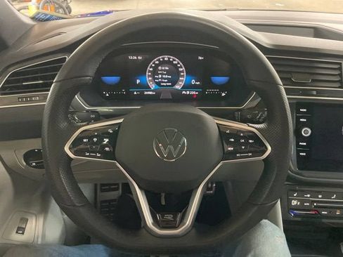 Certified 2024 Volkswagen Tiguan SE R-Line AWD/4WD image 20
