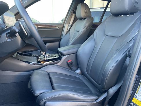 Certified 2023 BMW X3 xDrive30i w/ Premium Package image 9