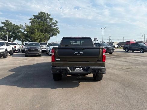 Used 2023 Chevrolet Silverado 1500 ZR2 w/ ZR2 Bison Edition AWD/4WD image 6