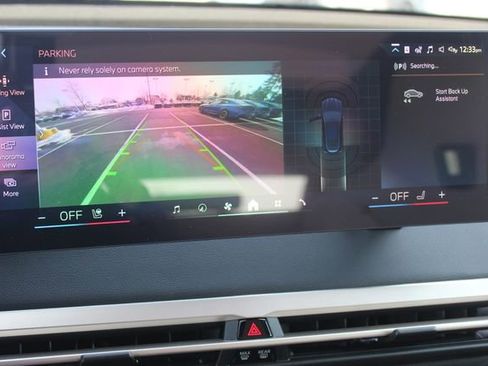 New 2026 BMW iX xDrive60 image 17