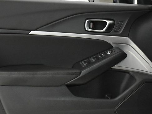 New 2025 Acura Integra image 7