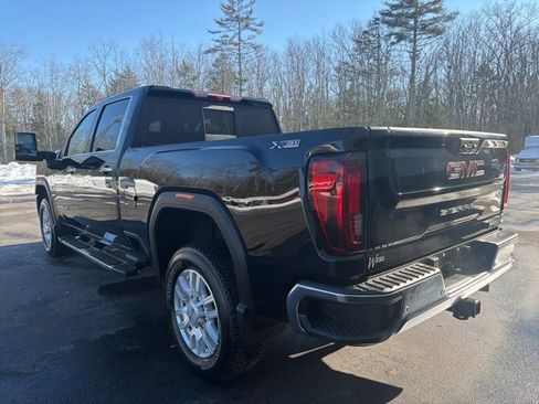 Certified 2023 GMC Sierra 2500 SLT w/ SLT Preferred Package image 3