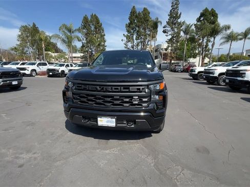 New 2025 Chevrolet Silverado 1500 Custom image 3