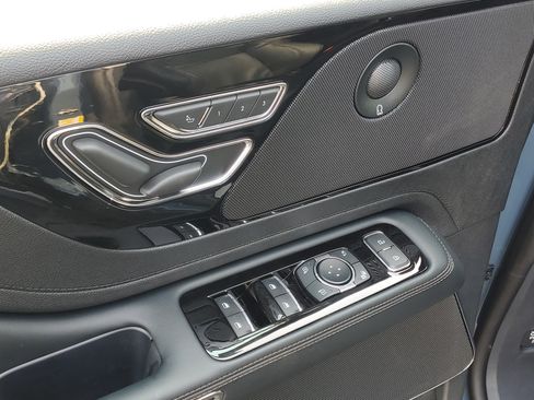 New 2026 Lincoln Aviator Reserve w/ Jet Appearance Package AWD/4WD image 9