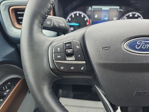 Used 2024 Ford Maverick Lariat w/ 4K Tow Package image 18