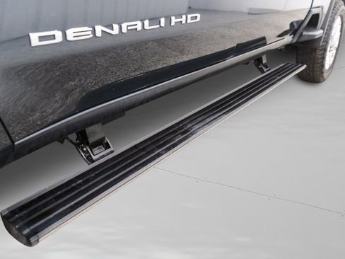 Used 2022 GMC Sierra 3500 Denali w/ Denali Ultimate Package image 43