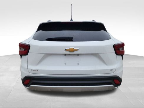 Certified 2024 Chevrolet Trax LT image 7