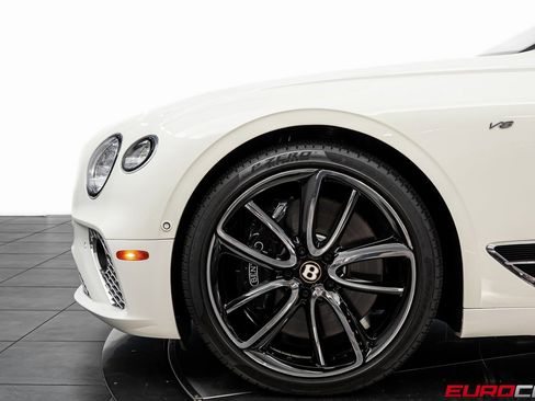 Used 2020 Bentley Continental GT V8 First Edition image 12