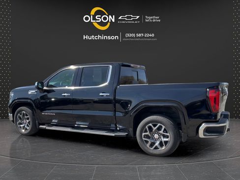 Used 2026 GMC Sierra 1500 SLT RWD image 9
