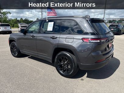 Used 2024 Jeep Grand Cherokee Altitude