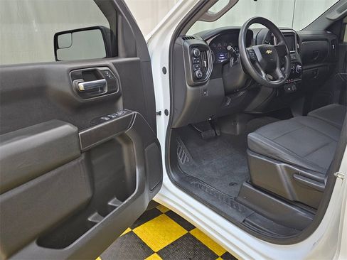 Used 2020 Chevrolet Silverado 1500 Custom w/ Custom Value Package image 20