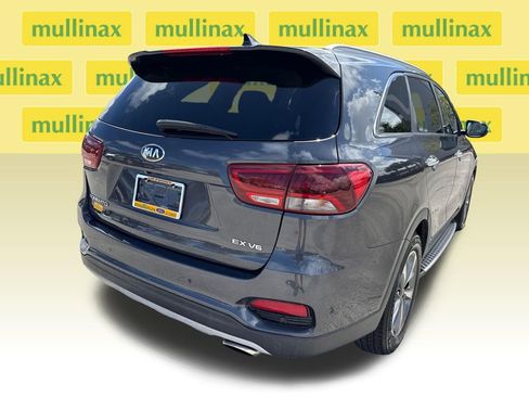 Used 2019 Kia Sorento EX image 4