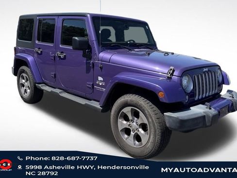 Used 2018 Jeep Wrangler Unlimited Sahara AWD/4WD image 2