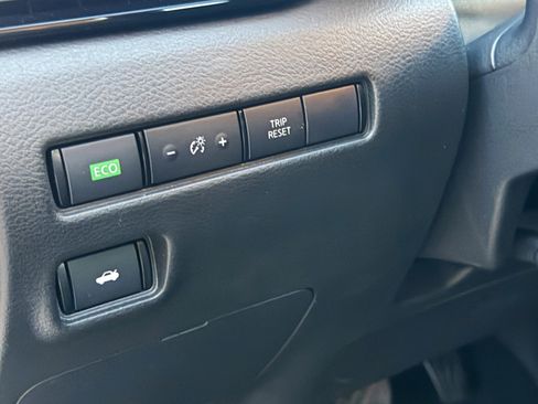 Used 2024 Nissan Sentra SR image 4