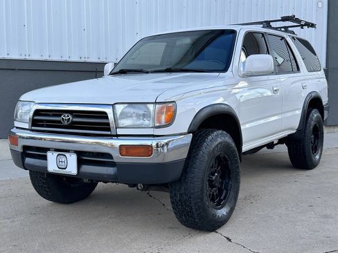 Used 1998 Toyota 4Runner SR5 image 4