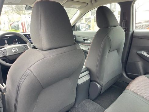Used 2026 Nissan Sentra SR w/ Floor Mat Package FWD image 23