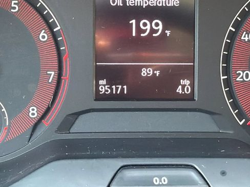 Used 2021 Volkswagen Jetta SE w/ SE Cold Weather Package FWD image 17