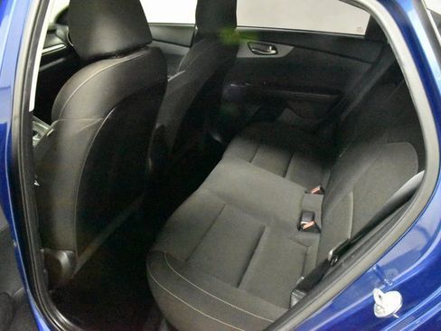 Used 2019 Kia Forte LXS image 16