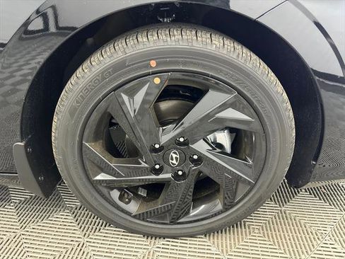 New 2026 Hyundai Elantra SEL Sport image 12