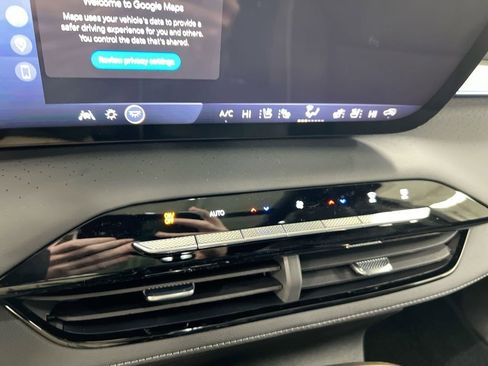 New 2026 Buick Enclave Avenir w/ Super Cruise Package image 16