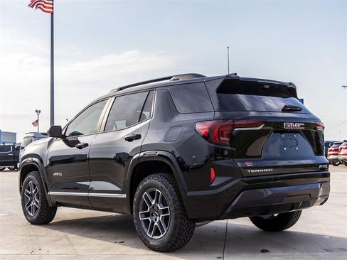 New 2026 GMC Terrain AT4 w/ Technology Package II image 9