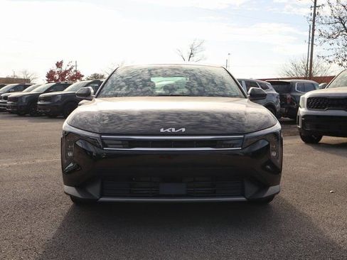 New 2025 Kia K4 EX image 2