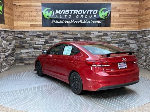 Used 2018 Hyundai Elantra SE FWD image 7