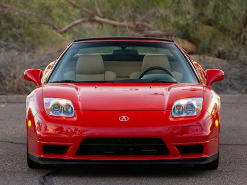 Used 2005 Acura NSX T RWD image 4