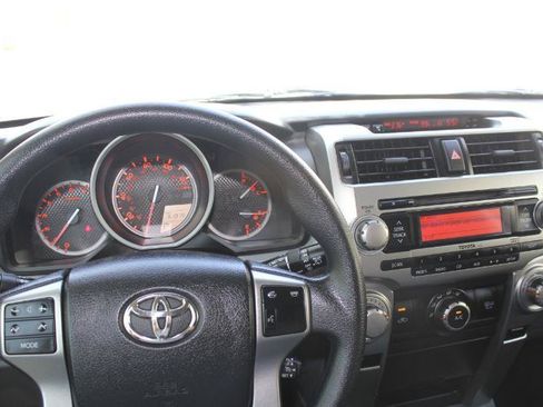 Used 2012 Toyota 4Runner SR5 AWD/4WD image 25