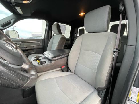 Used 2022 RAM 2500 Big Horn image 24