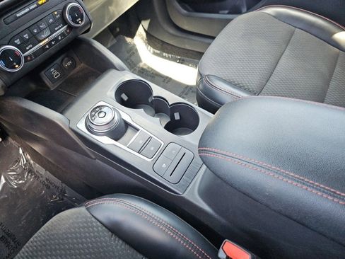 Used 2024 Ford Escape ST-Line AWD/4WD image 31