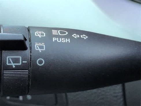 Used 2019 Dodge Journey SE w/ Blacktop Package image 27