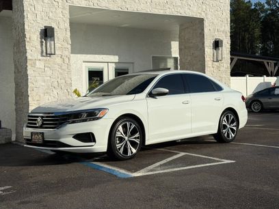 Used 2022 Volkswagen Passat 2.0T SE