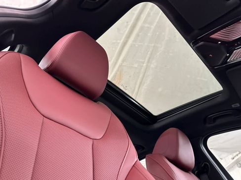 New 2026 BMW 330i xDrive Sedan w/ M Sport Package image 16