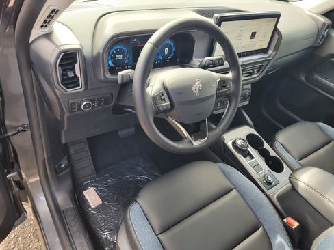 New 2025 Ford Bronco Sport Outer Banks image 7
