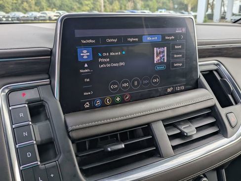 Used 2021 Chevrolet Tahoe LT w/ LT Signature Package image 23