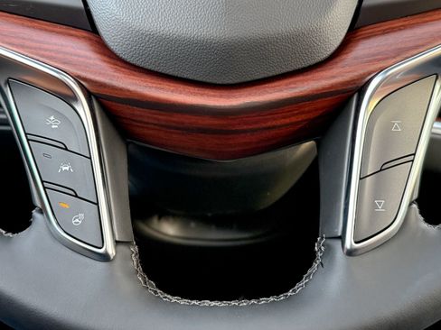 New 2025 Cadillac XT5 Premium Luxury image 25