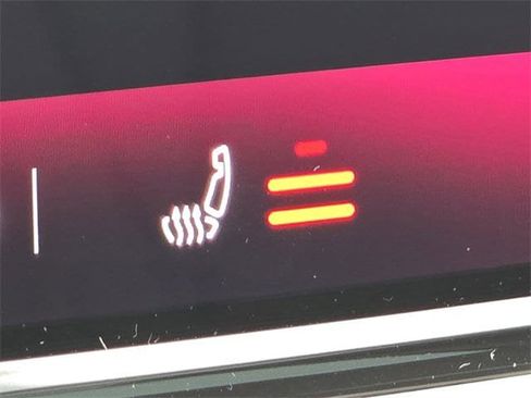 New 2026 Volkswagen Tiguan SE image 7