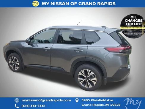 Used 2023 Nissan Rogue SV w/ SV Premium B Package AWD/4WD image 5