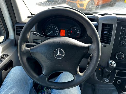 Used 2017 Mercedes-Benz Sprinter 3500 image 11