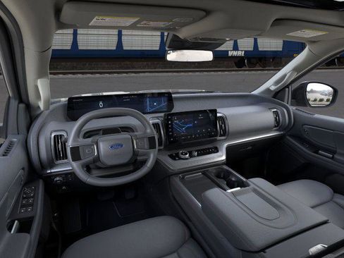 New 2025 Ford Expedition Max Active image 49