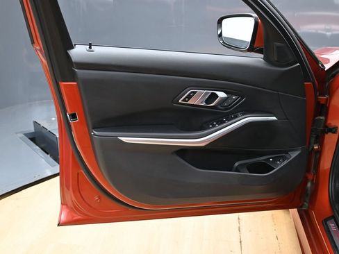 Used 2022 BMW 330e w/ M Sport Package RWD image 38