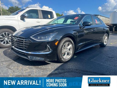Used 2023 Hyundai Sonata SE FWD image 1